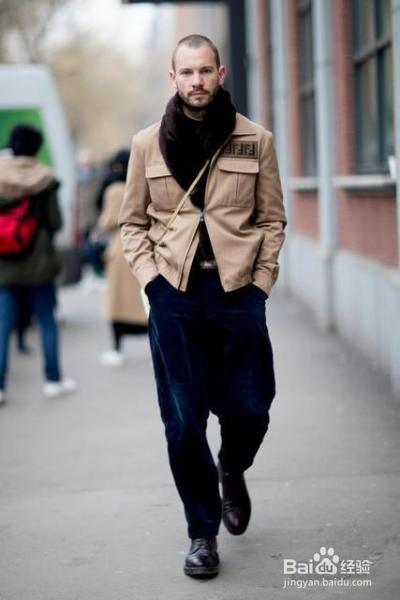 出门的N种搭配造型！3大「黑色靴x 裤款」个性街头混搭