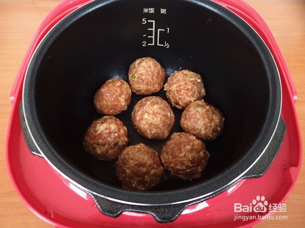 蒸狮子头的烹饪方法