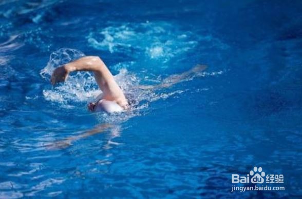 如何在半个月之内快速提高50米蛙泳和50米自由泳