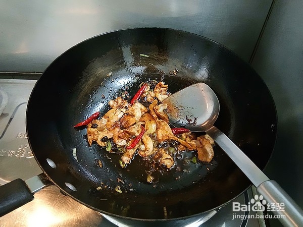 圆白菜炒粉丝的步骤