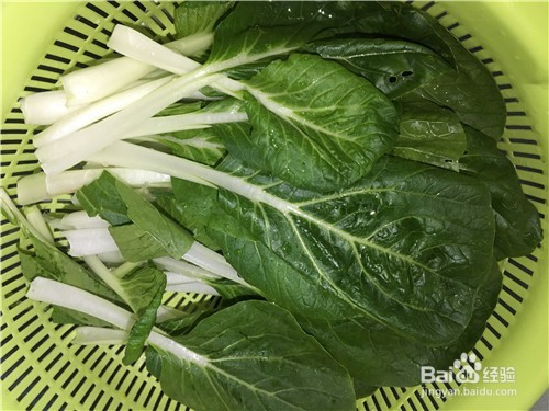 蒜蓉炒小白菜的家常做法