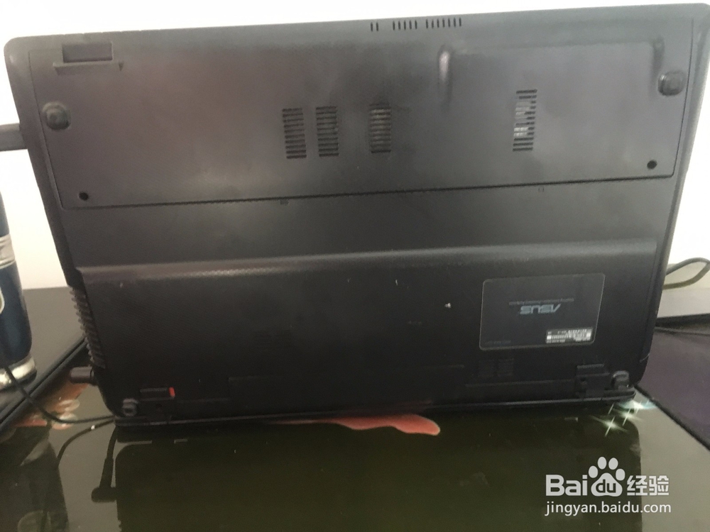 笔记本如何清理灰尘