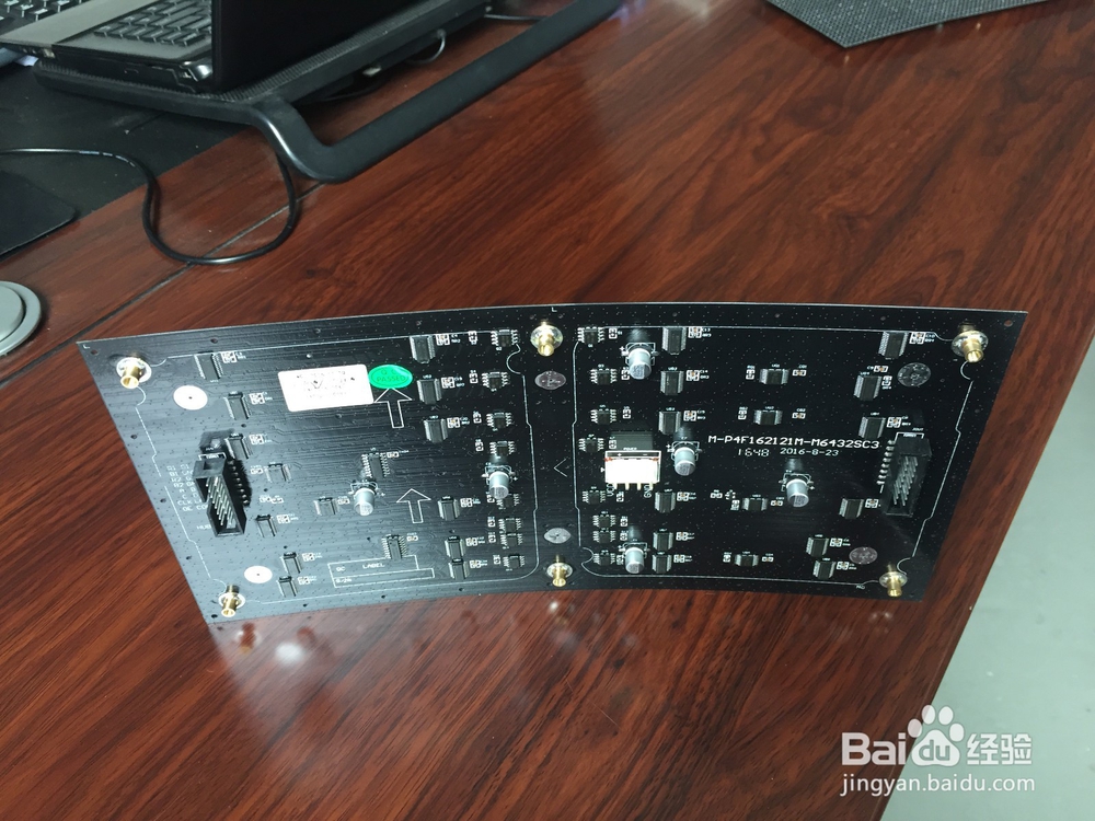 P4柔性全彩led显示屏 led创意屏 led圆柱屏