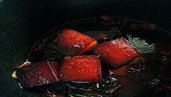 煮肉怎么才能熬出糖色