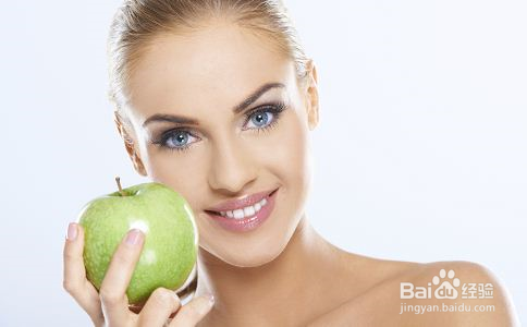 冬天皮肤干痒 自制补水面膜