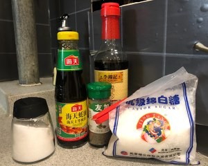 【菜瓜食谱】黑椒牛排