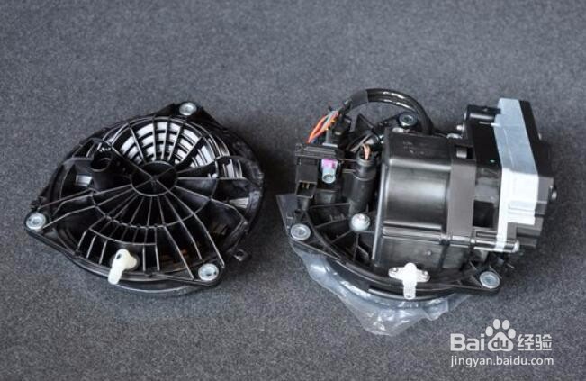 迈腾车后视摄像头如何安装