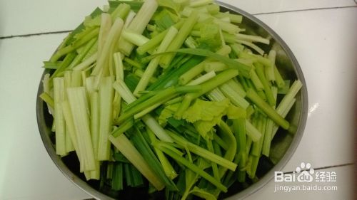 家常菜系列：[8]蒜苗芹菜炒肉