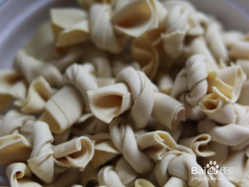 鲜掉眉毛的—腌笃鲜的做法