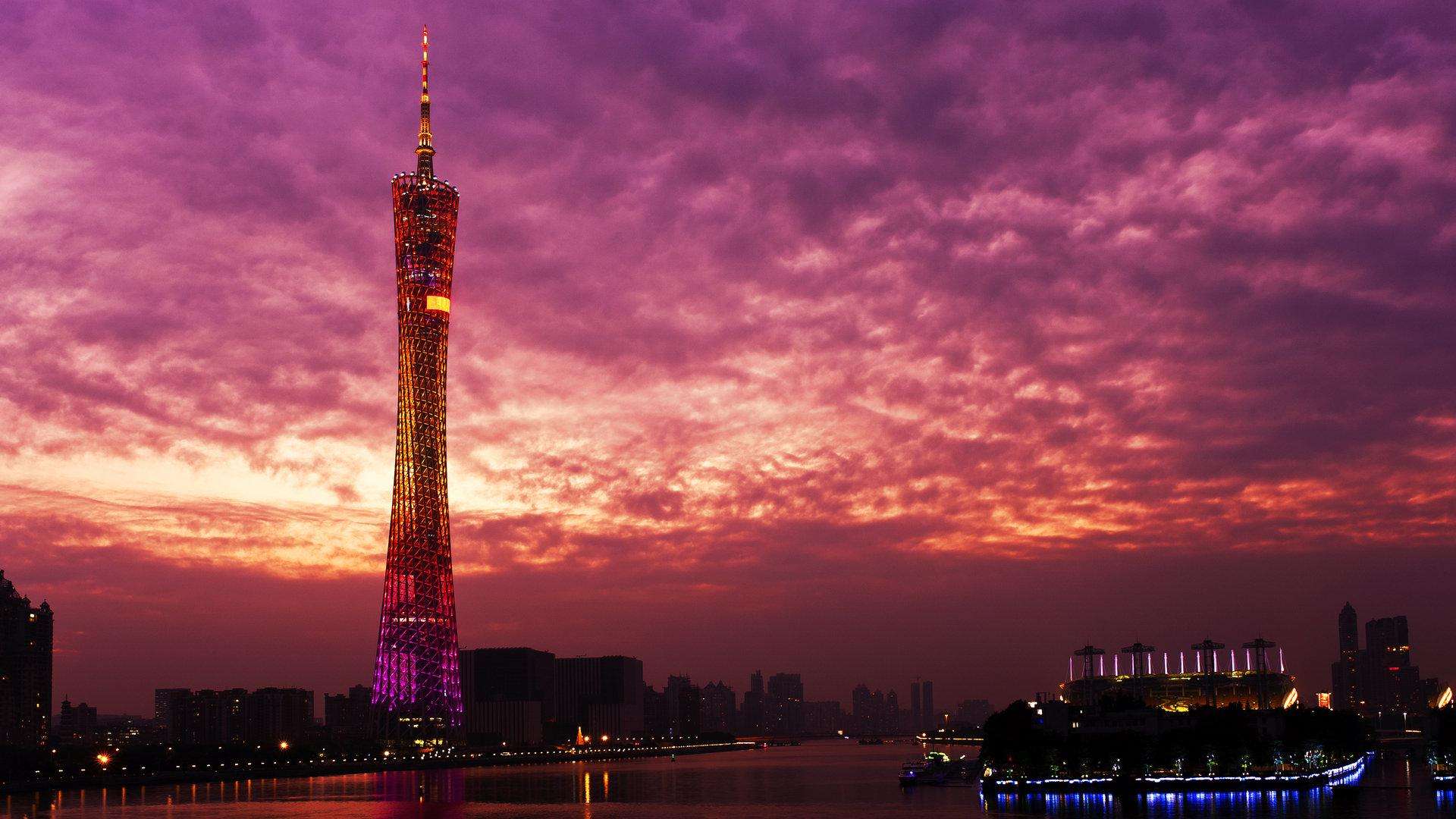 广州塔是什么时候开始建的。他在哪个区。他的历史