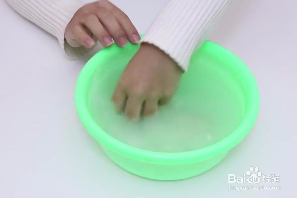 洗衣粉与洗衣液有什么区别/自制洗衣液小技巧！