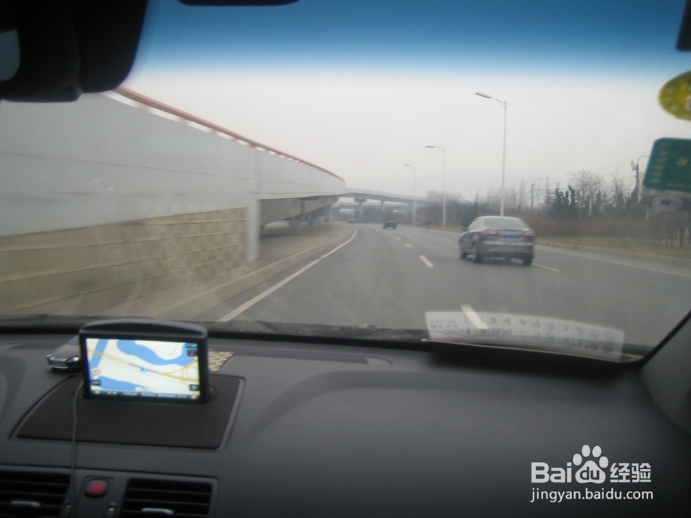 怎样告诉孩子安全出行[实际见闻16]