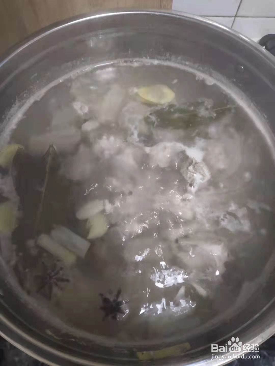 家常排骨的做法