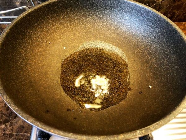 低脂鲜美的素炒芦笋