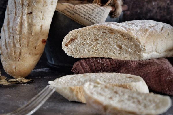 全麦油葱酥软欧面包