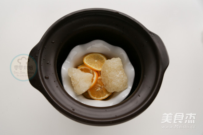 冰糖炖柠檬的做法