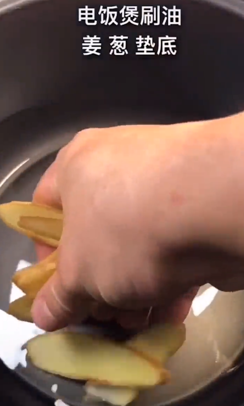 怎么做奥尔良焗排骨？