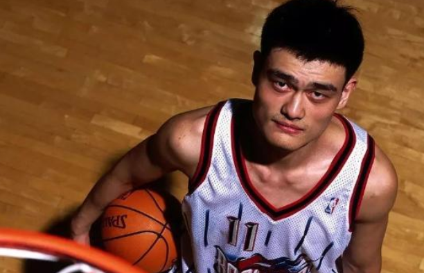 姚明在nba算一线吗