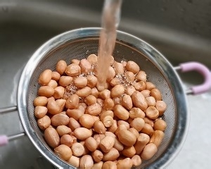 美味酒鬼花生的做法