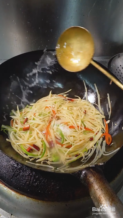 酸辣爽口炒土豆丝的做法