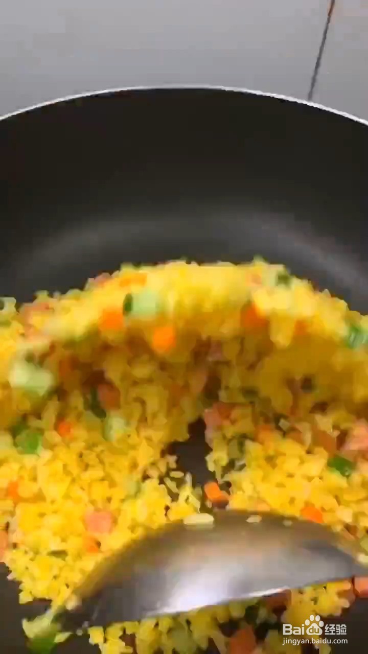 粒粒分明又非常好吃的蛋炒饭怎样做