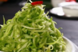 如何制作拌芹菜