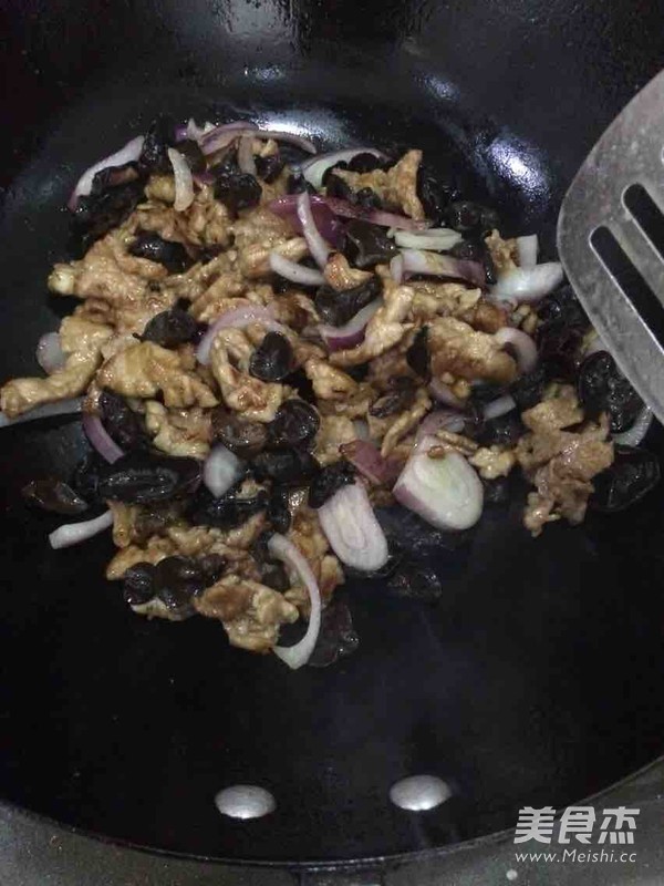 木耳洋葱肉片