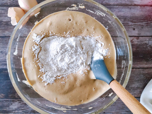 养生核桃红糖枣糕