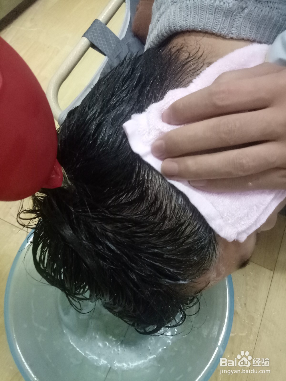 中耳炎患者手术后如何洗头发