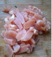 芹菜炒肉制作方法