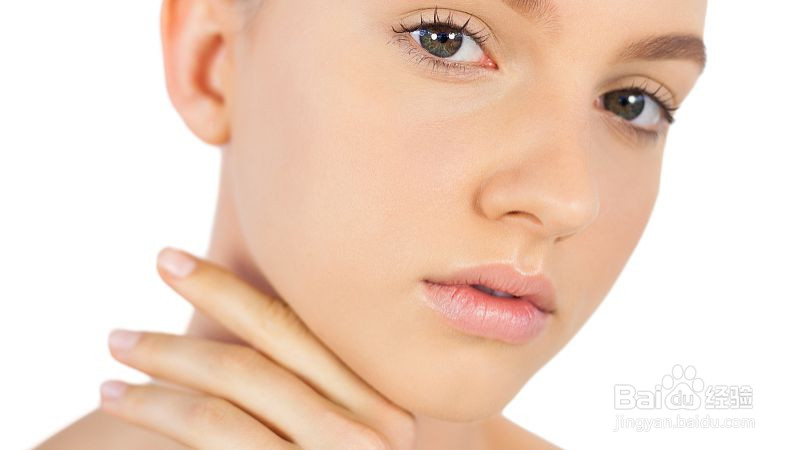 毛孔黑色的点点怎么办