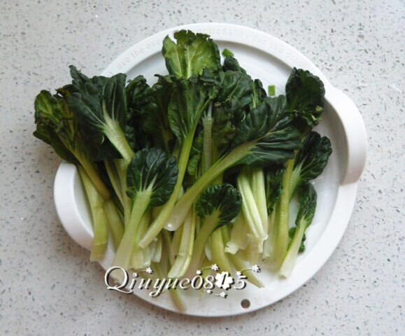 蒜香蚝油菊花菜