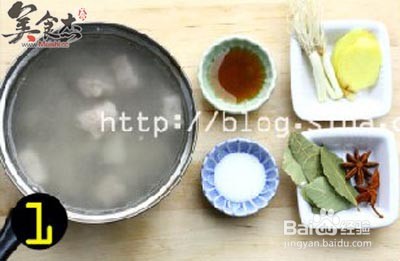 剁椒手抓骨的做法