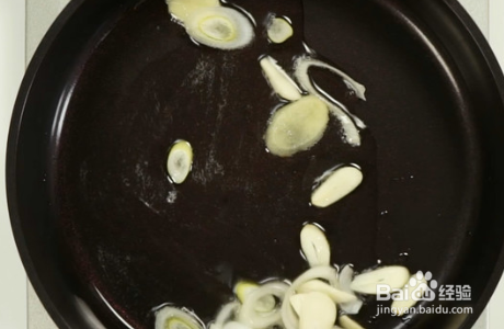 如何做出好吃的干锅土豆片？