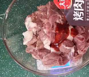腌制羊肉串用放鸡蛋吗