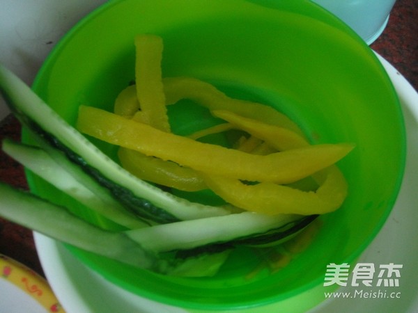 酸萝卜寿司的做法