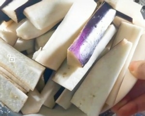 食补养生少油版红烧茄子的做法