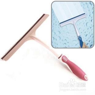 冬季车窗上有霜或者被雪覆盖怎么快速去除