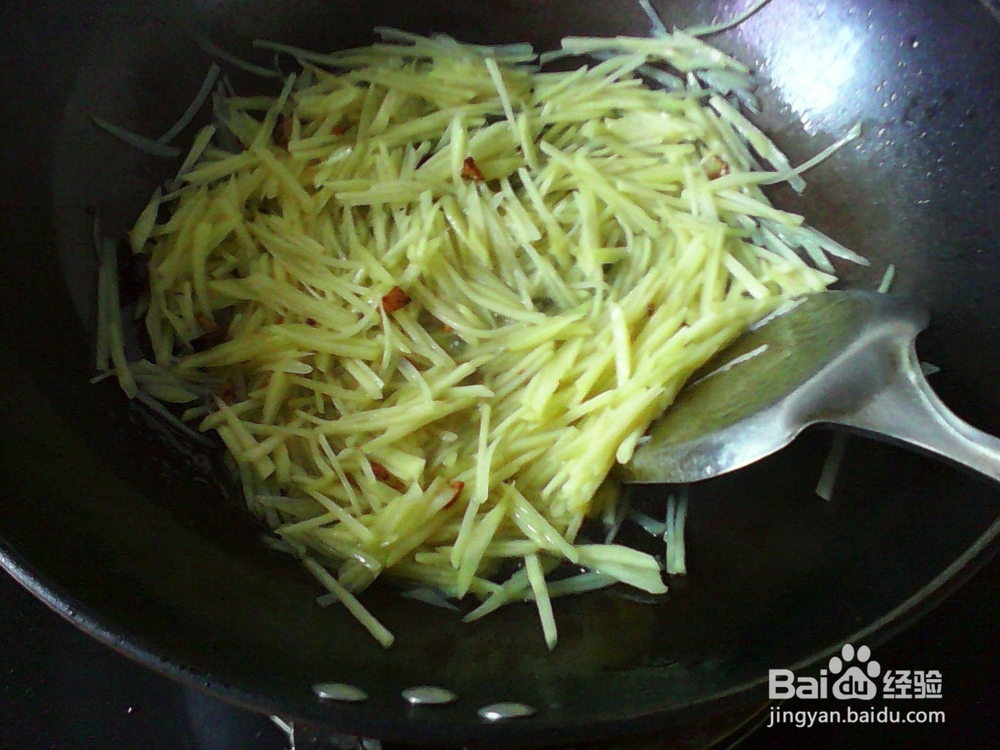 鲜脆又美味的土豆丝