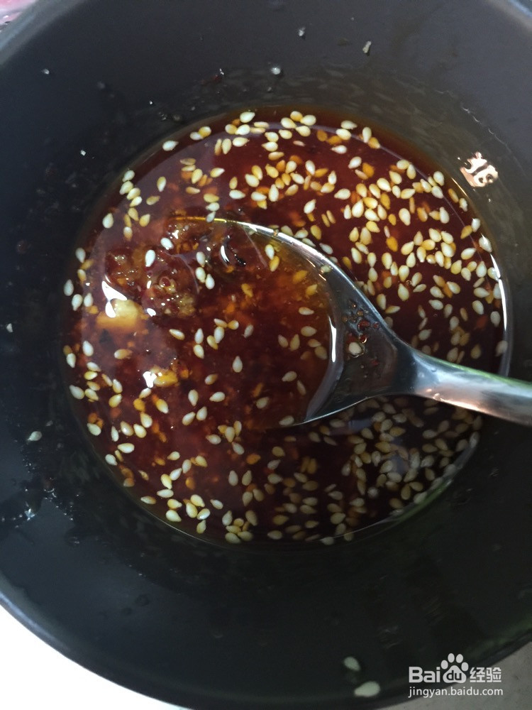 香辣手撕鸡肉的做法