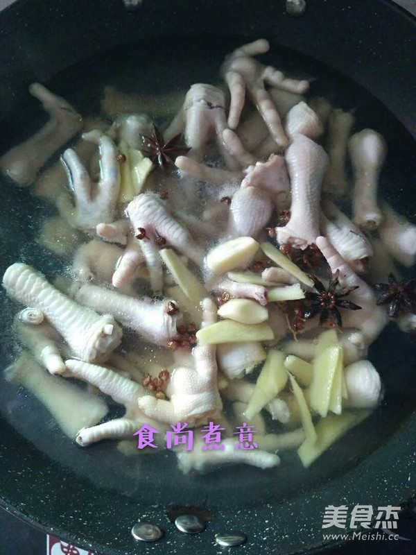 泡椒凤爪的做法