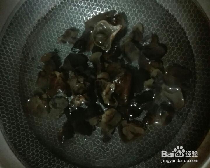 吃不胖的木耳莴笋炒肉片