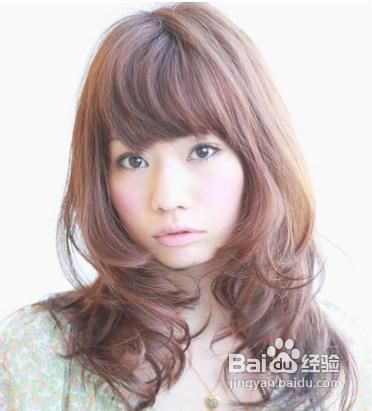 慵懒卷发巧修颜宽脸高额全不见