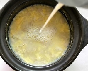 怎么做美味的牛奶花生蛋花汤