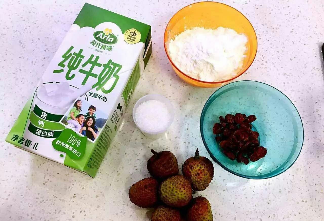 荔枝蔓越莓凉糕的做法，妈妈们快收！