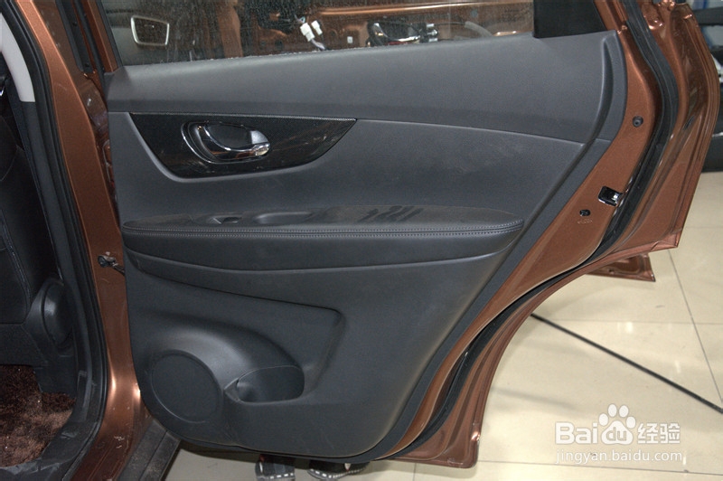 新款奇骏全车隔音加德国彩虹