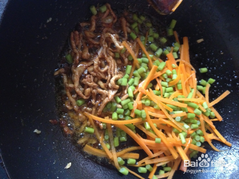 酱香肉丝拌莜面