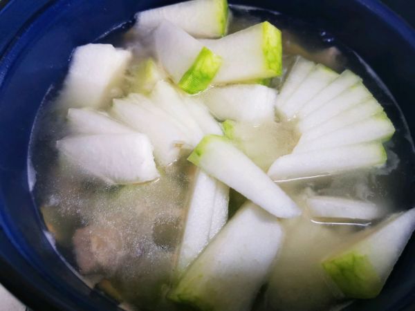 排骨冬瓜海带汤