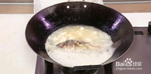 豆腐紫菜鲫鱼汤的简单做法#初冬怎么吃#