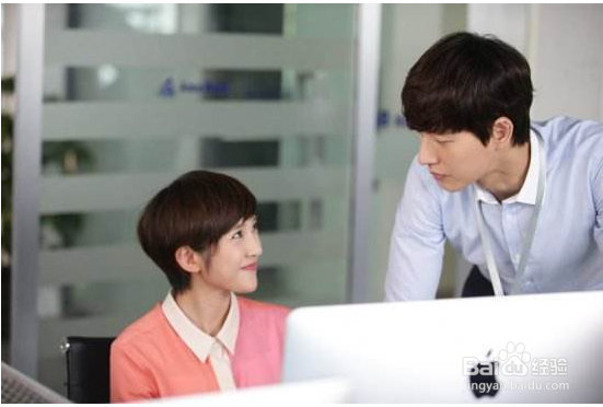 怎样对待办公室恋情